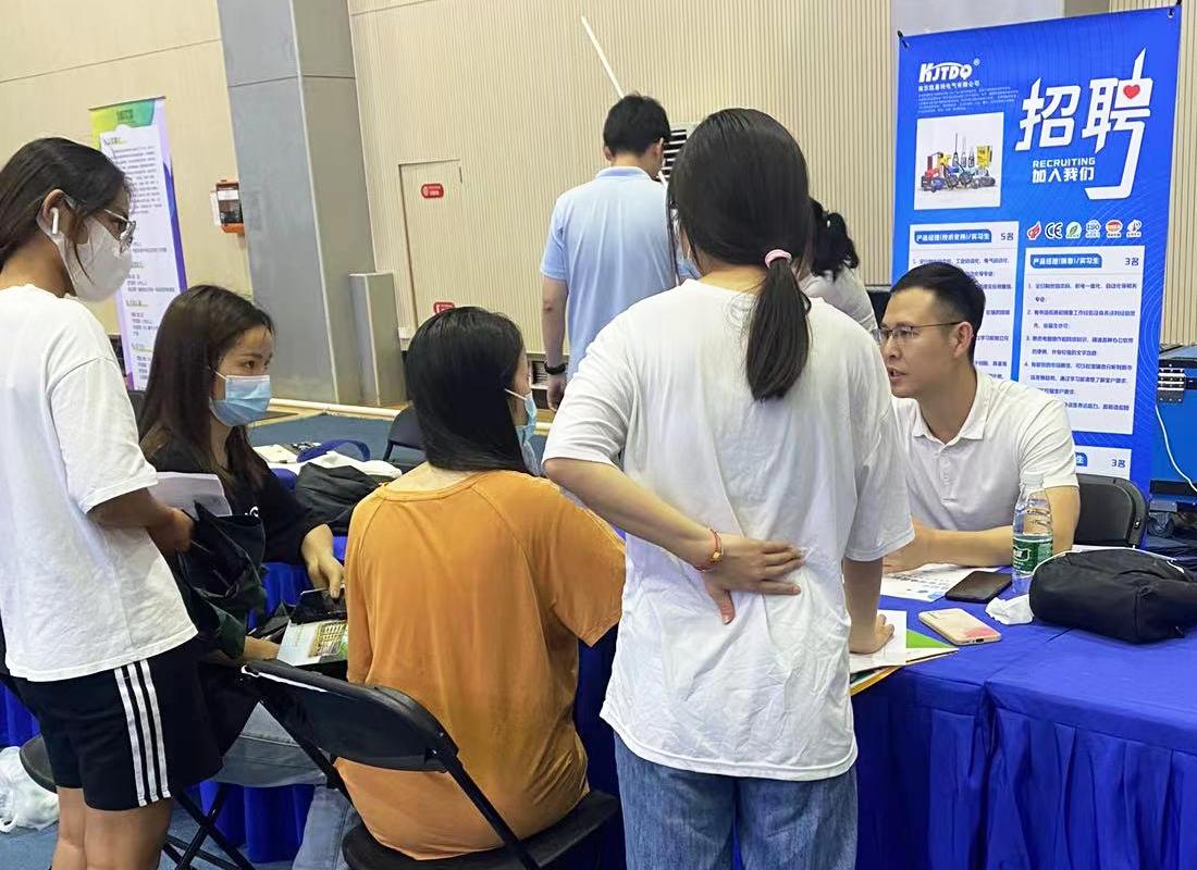 4ef3d17c223d895a566ed5d723dab9b9 4ef3d17c223d895a566ed5d723dab9b9